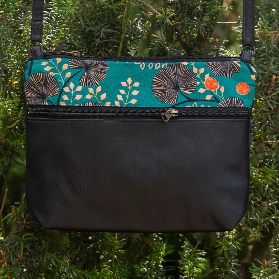 moyenne-pochette-vegan-a-bandouliere-reglable-noir-avec-empiecement-textile-vegetal-vert-dos-2