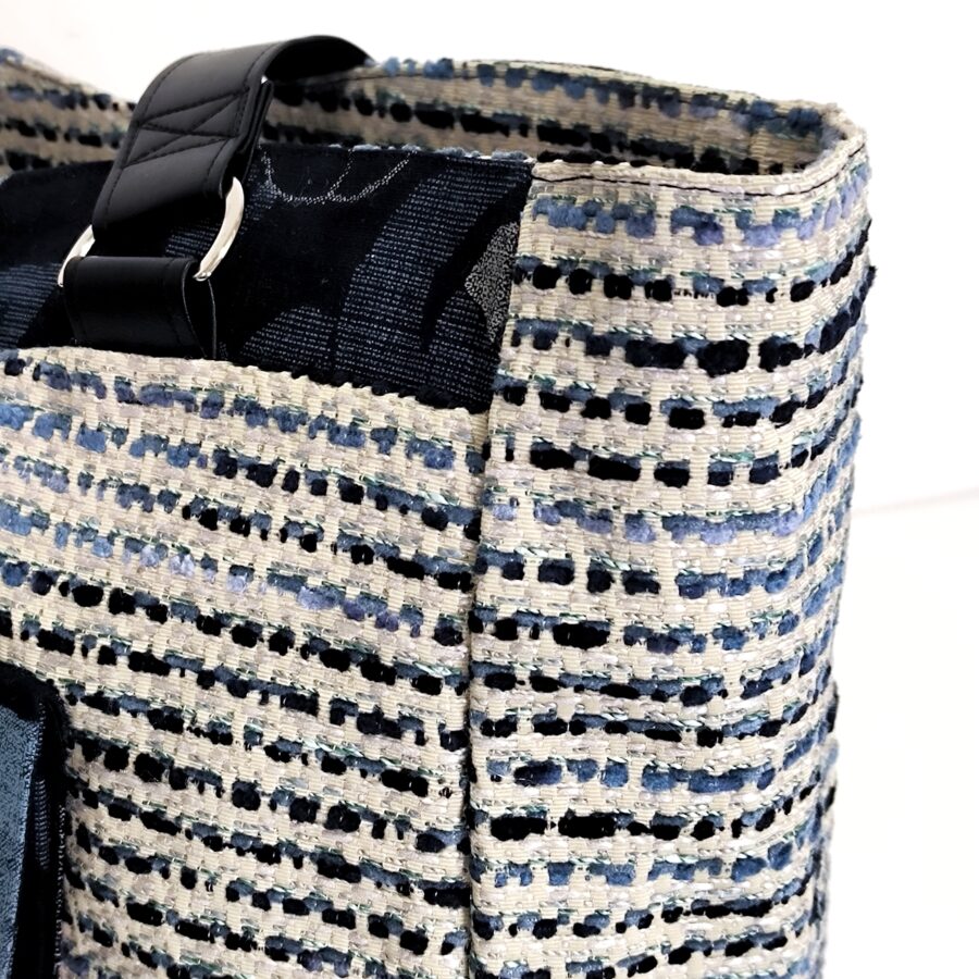 Sac Audrey Tweedy Bleu et fleurs japonaises bleues – Image 2